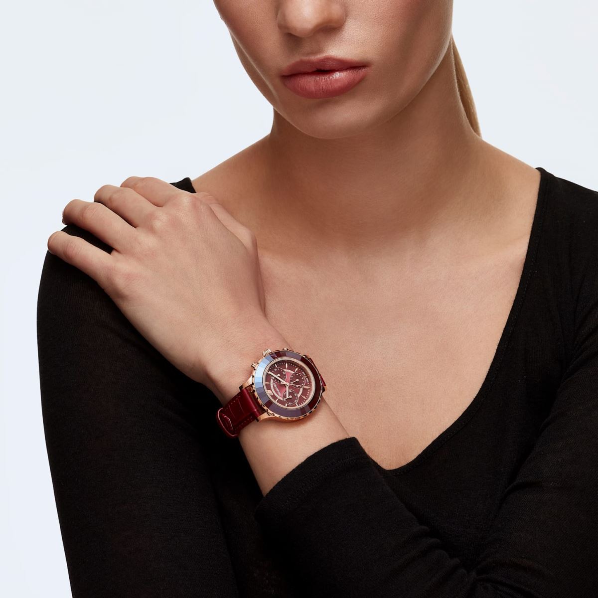 accessoires Swarovski montre octea lux chrono fabrication suisse, bracelet en cuir, rouge, finition doré rose RZD0XJ1195